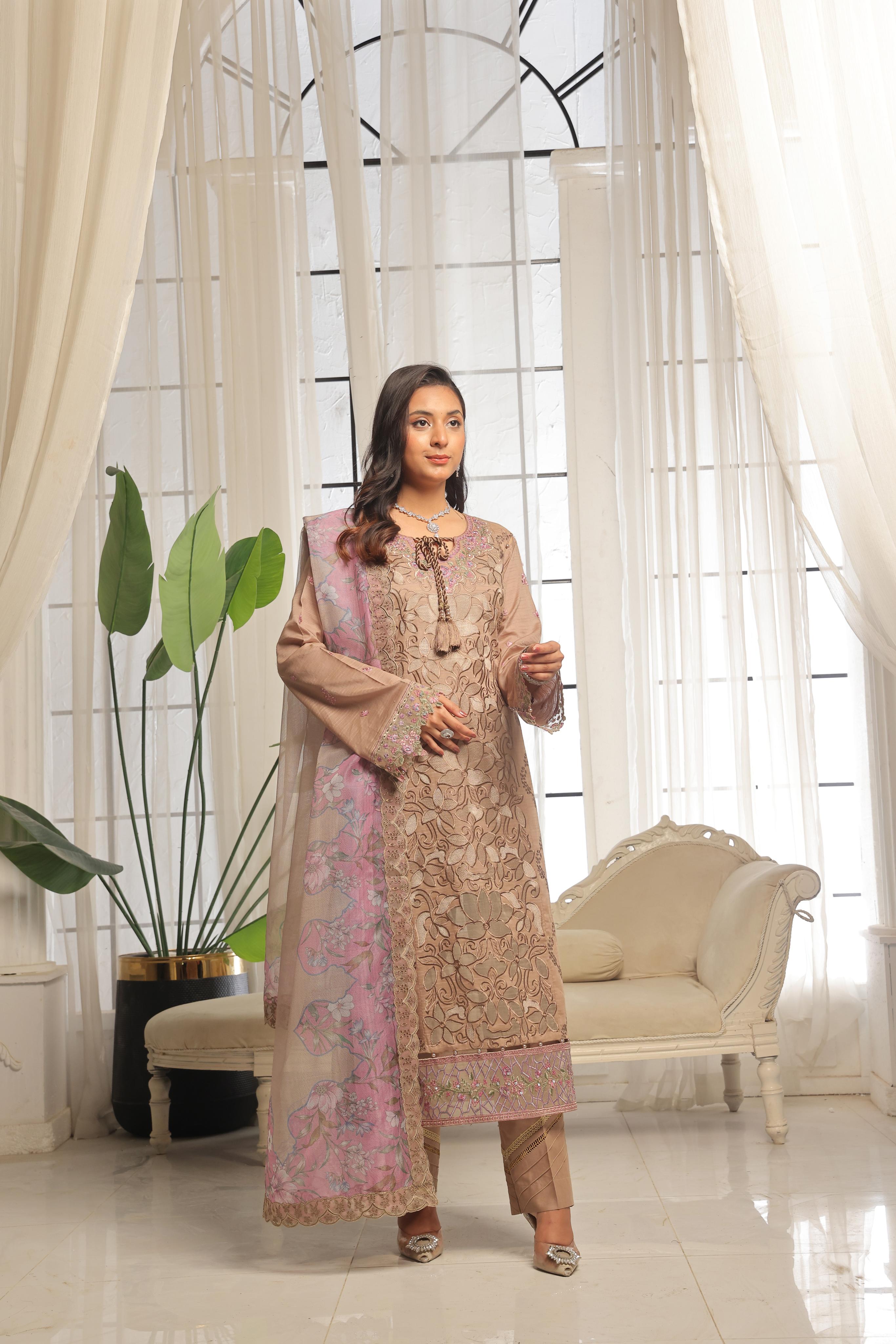 Dressline Launching New Un Stitched 3 Pcs Emb Lawn Zari Collection