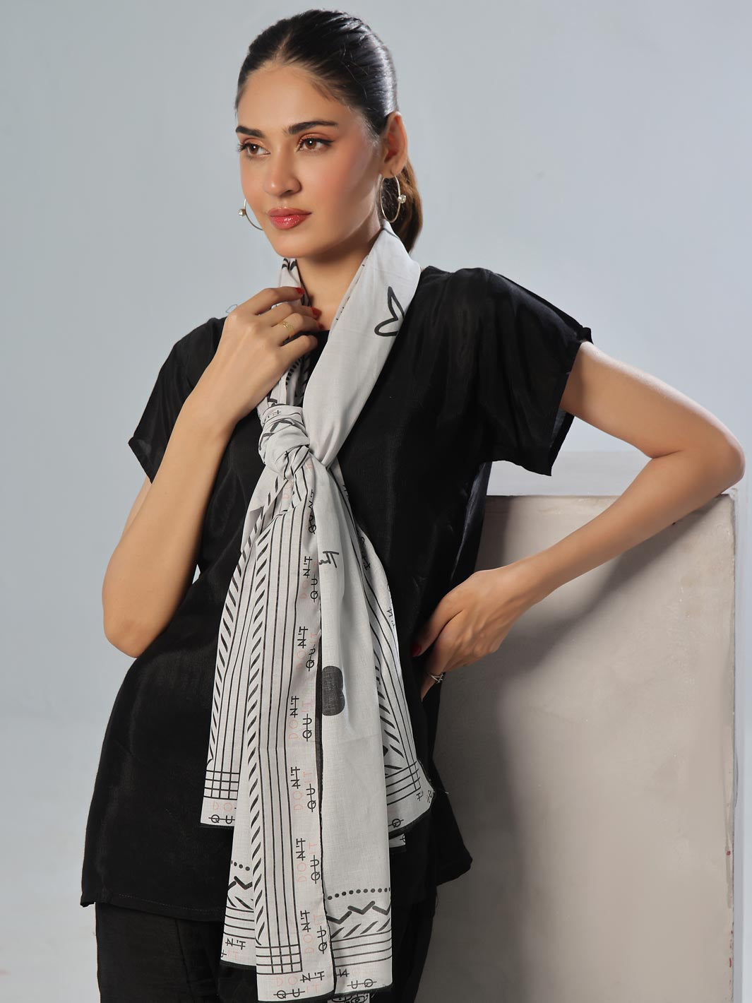 TNG Uraan Lawn Stole Collection'2024