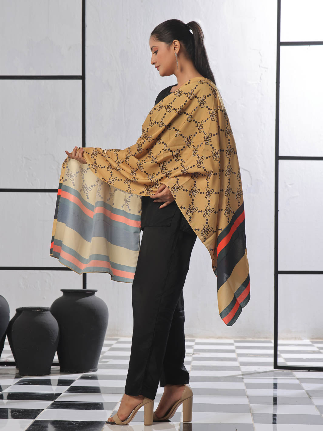 TNG-Logo-Stole 006 Collection'2024