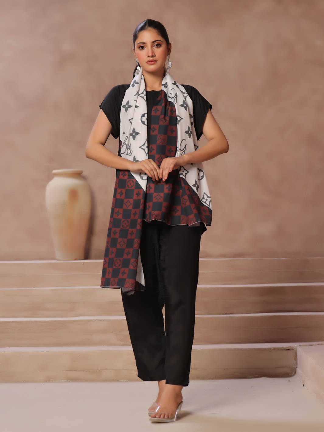 TNG-Logo-Stole 007 Collection'2024