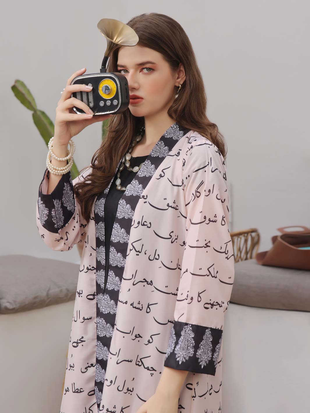 TNG Dastaan Shrug (Marble Peach) Collection'2024