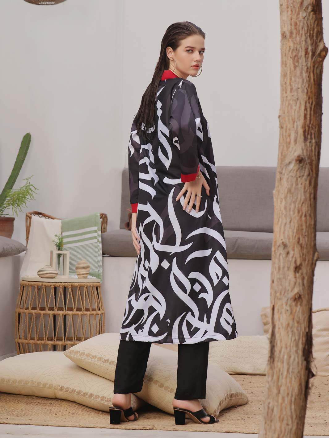TNG Huroof Shrug (Black) Collection'2024