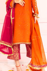Soughaat Separates By Zaaviay Stitched Orange & Pink Khaddi Net Dupatta