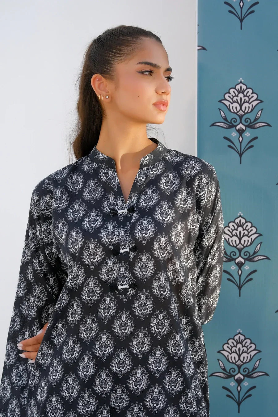 Dhaga Stitched 2 Piece Lawn Collection'2025-Matching separate 006