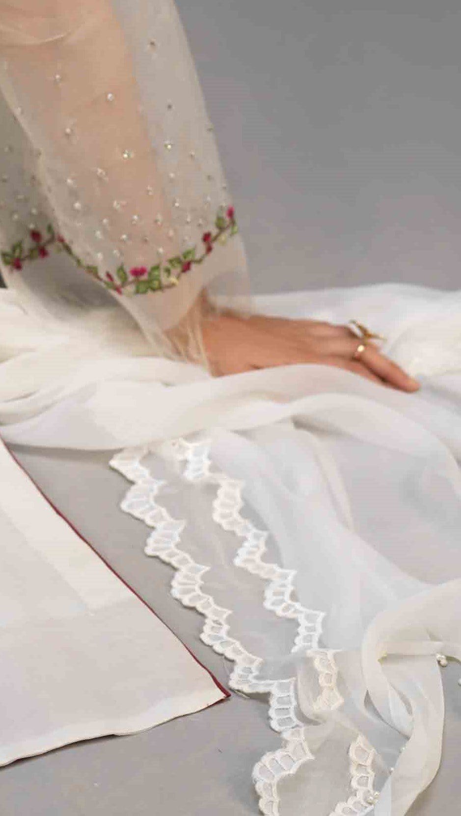 Zaaviay Stitched Chiffon Embroidered Dupatta
