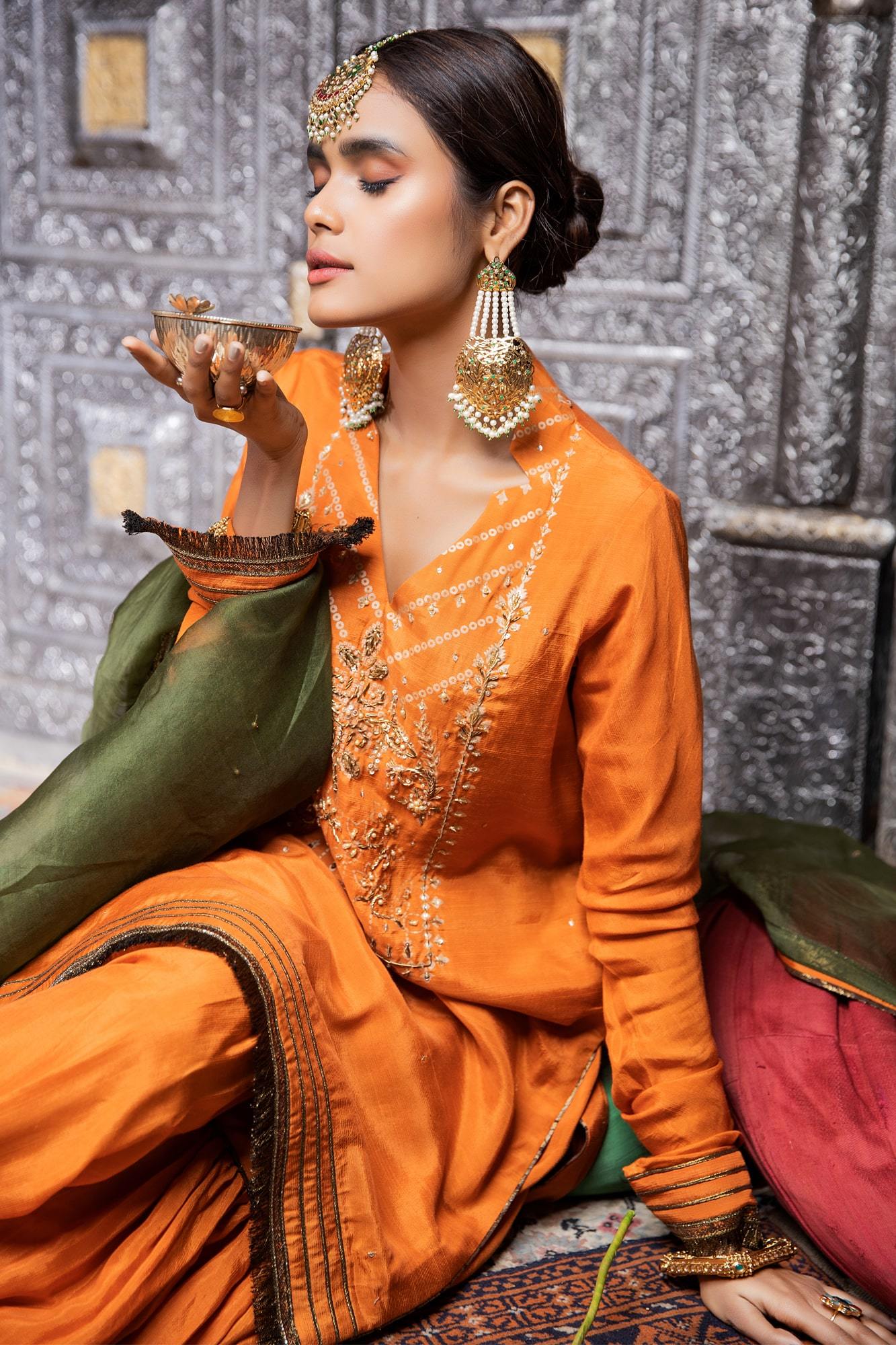 Zaaviay Stitched Eid Edit Naranji (Three Piece)