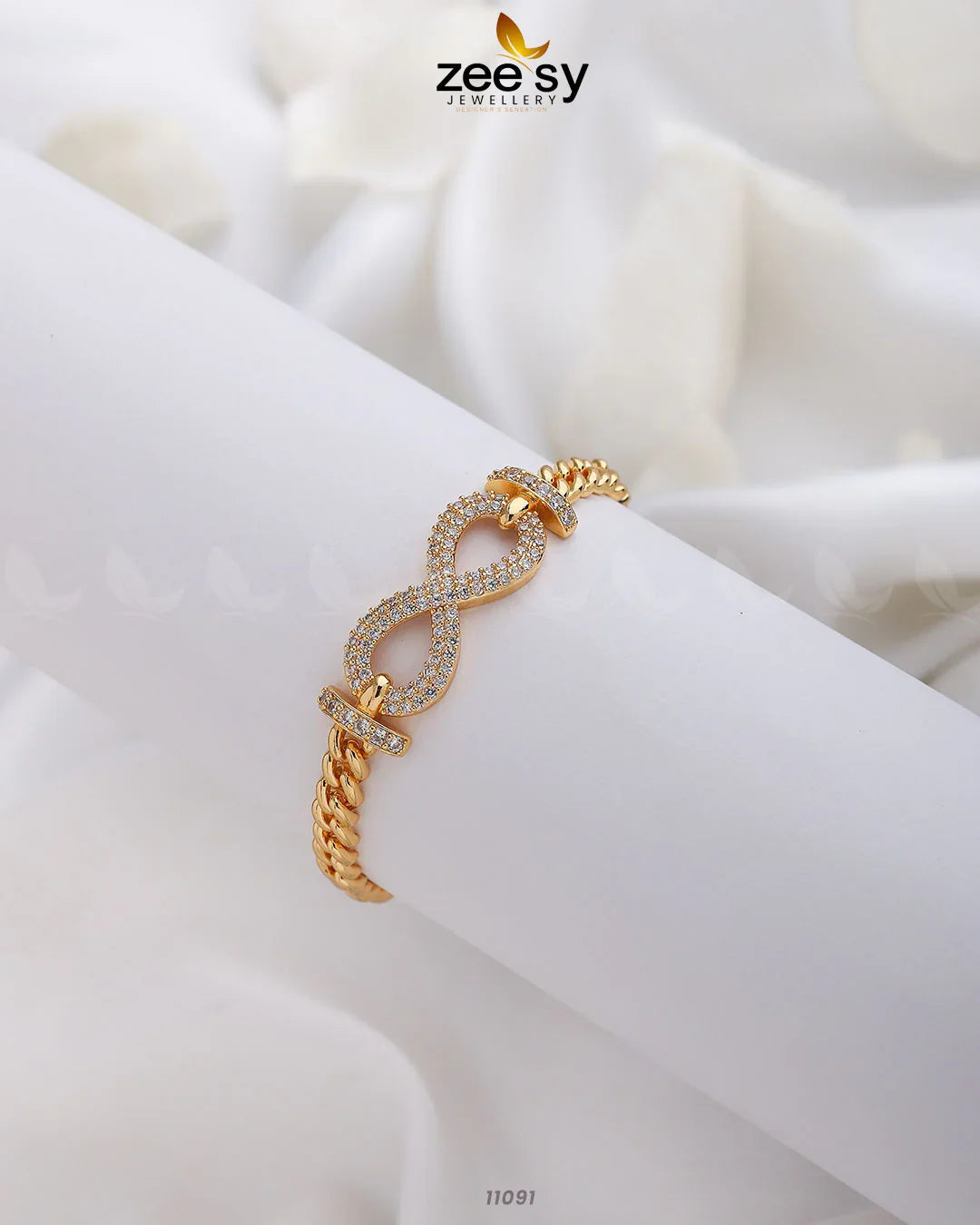Infinity Bracelet Golden - Zeesy Jewellery