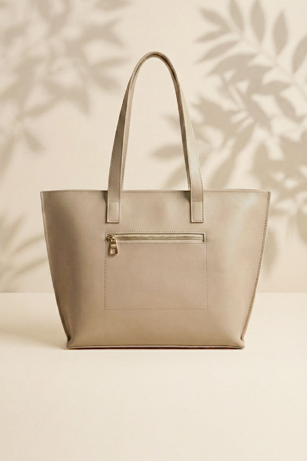 fineur alexa trendy and classic tote bags in Pakistan at affordable prices.