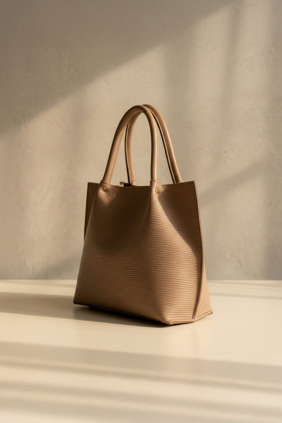 arcline Lowest price in pakistan, tote bags of pakistan under 1599