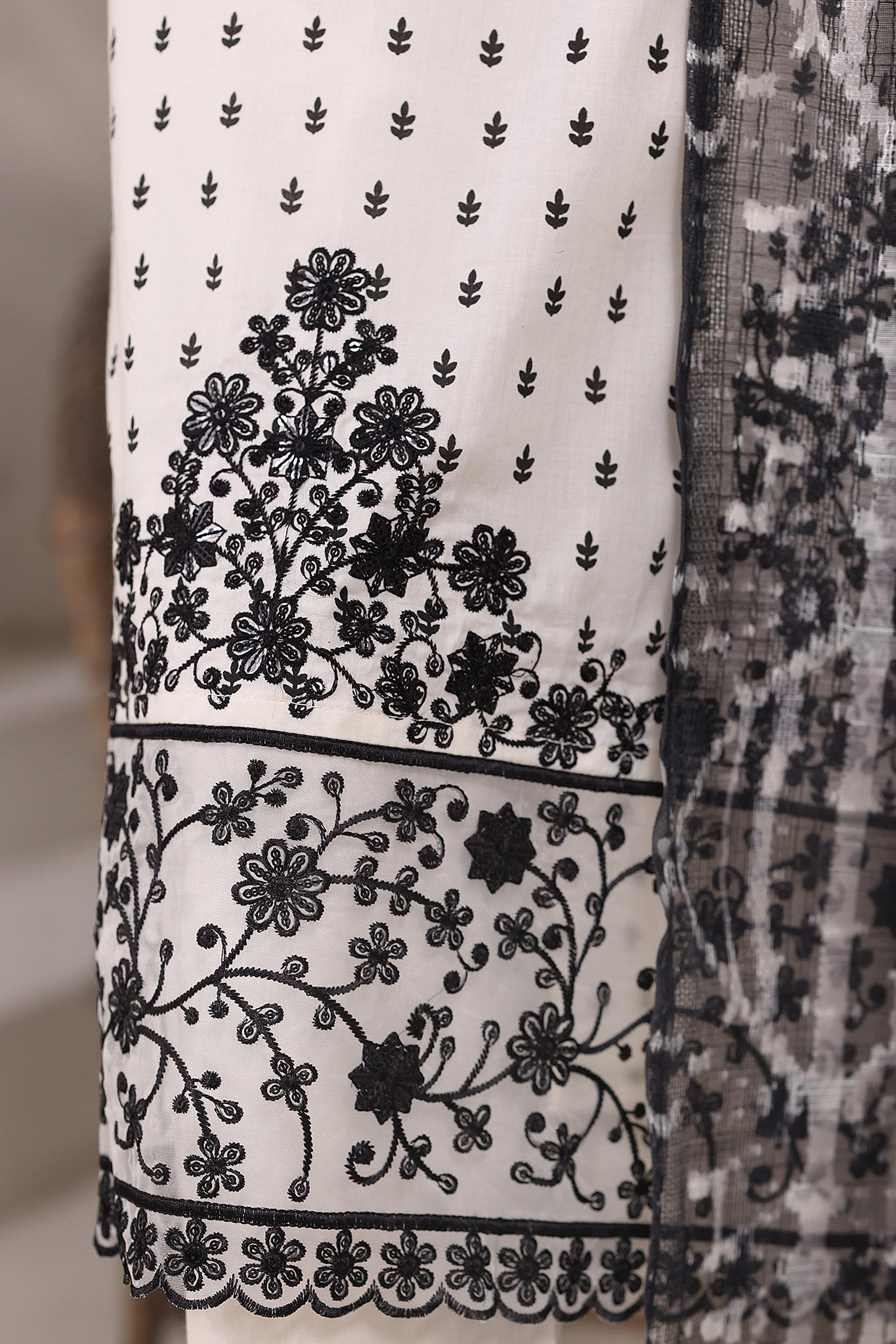 Khombi Stitched 3 Piece Luxury Cotton Collection'2025-134-IC-Ithan Black Arrow