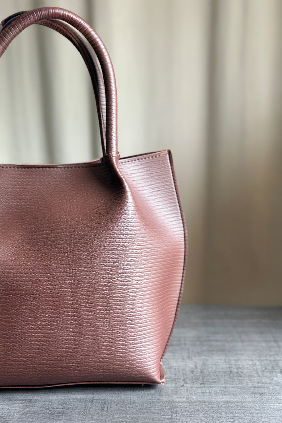 arcline Lowest price in pakistan, tote bags of pakistan under 1599
