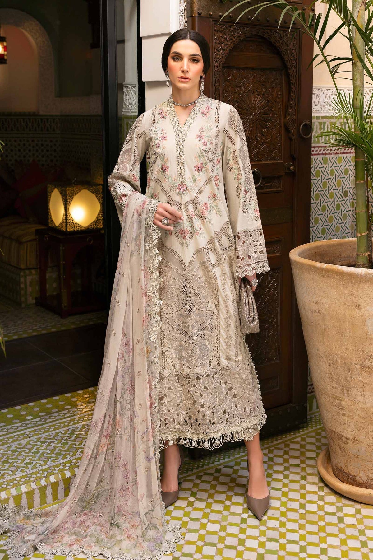 Voyage A'Luxe By Maria B Unstitched 3 Piece Lawn Collection'2025-ML-2514-B