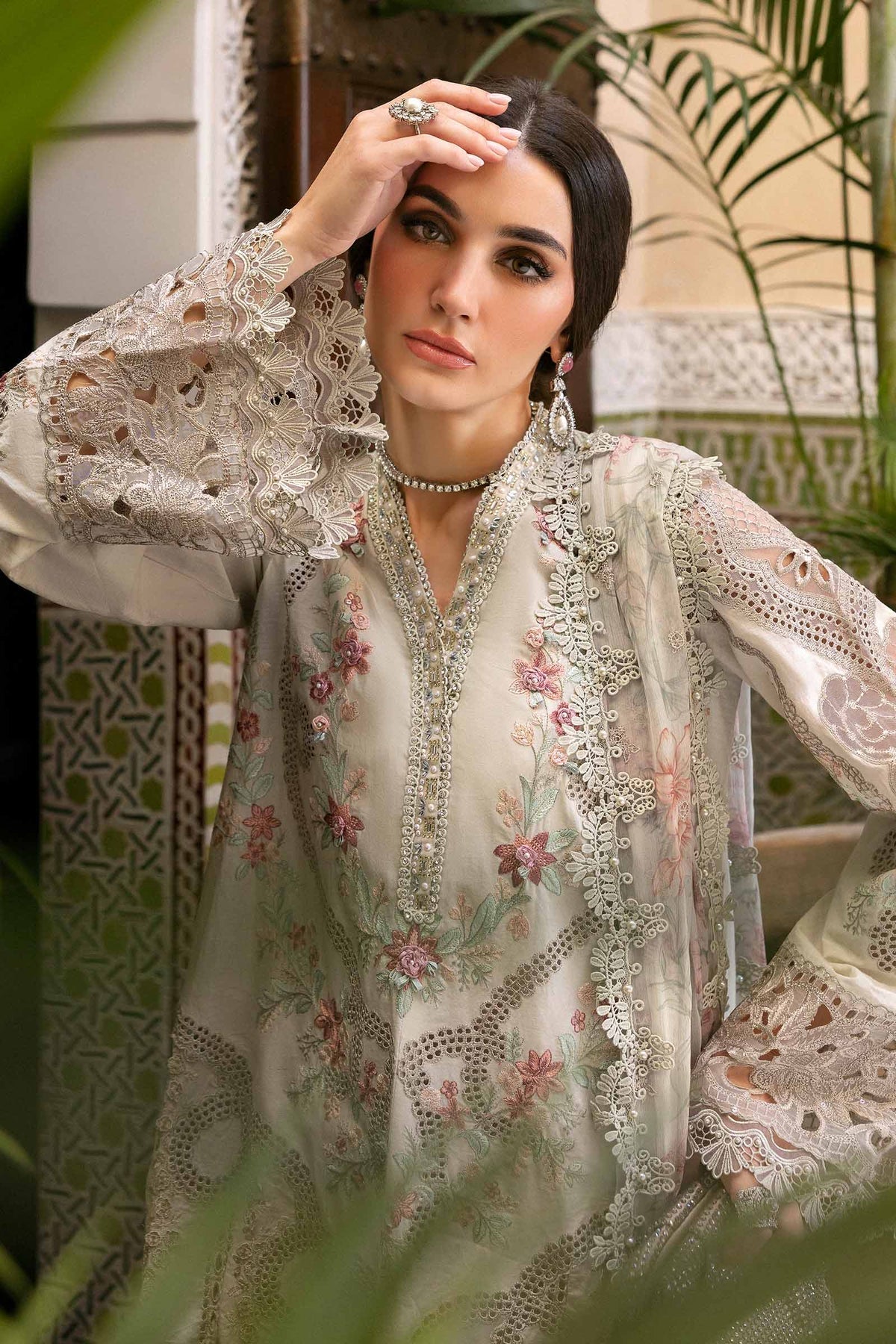 Voyage A'Luxe By Maria B Unstitched 3 Piece Lawn Collection'2025-ML-2514-B