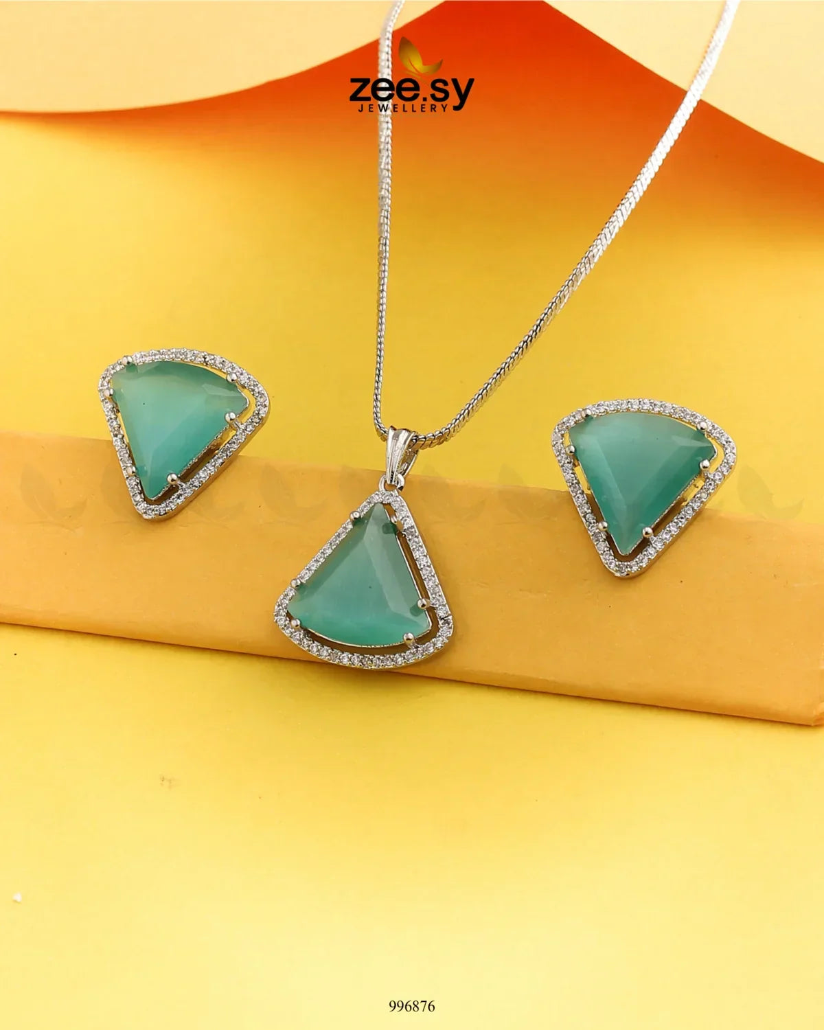 Tetrahedron Pendant Set Mint Green - Zeesy Jewellery