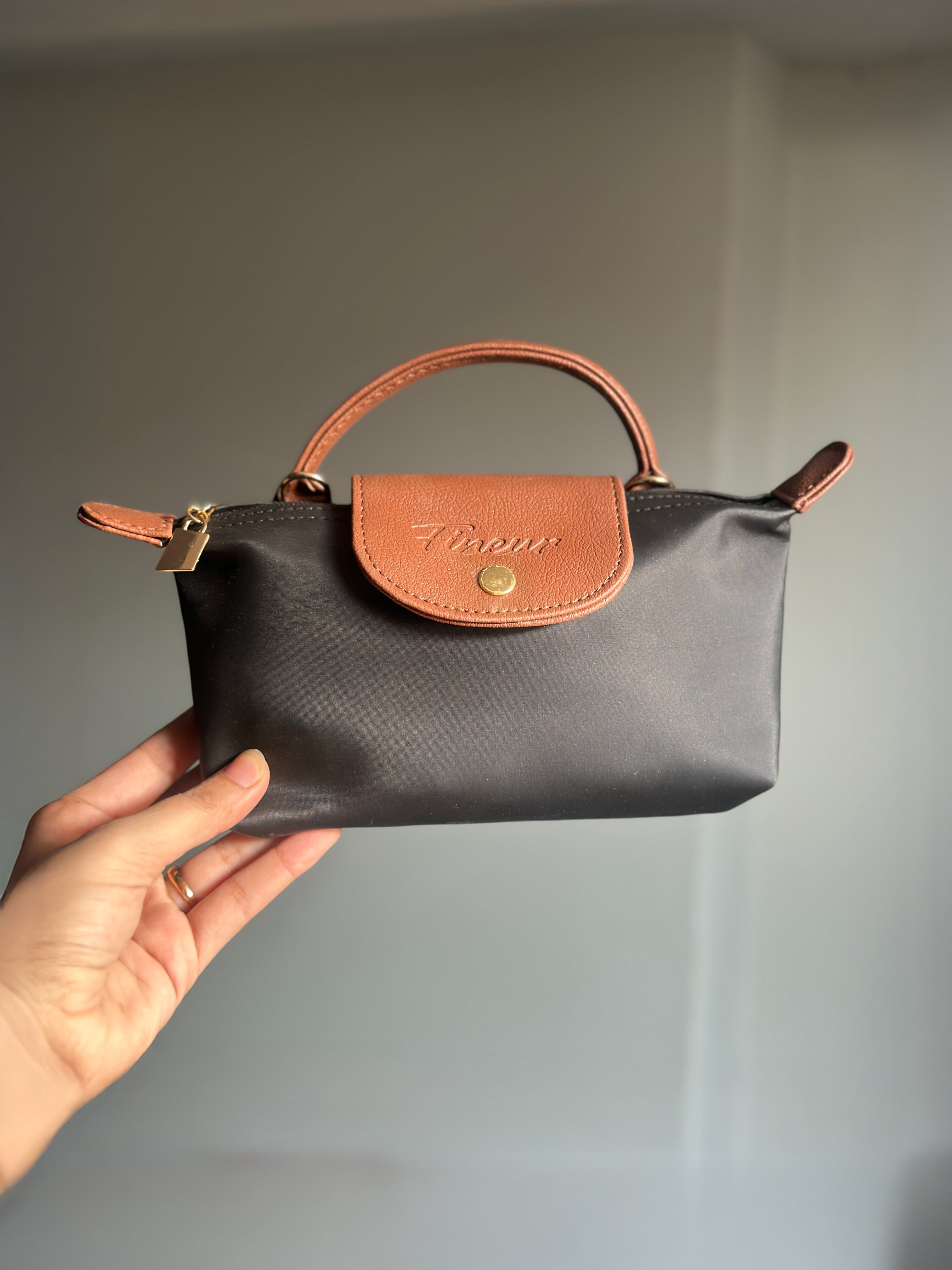 Fineur Affordable Women Crossbody Bags and purses Best Seller Online in Pakistan 2026