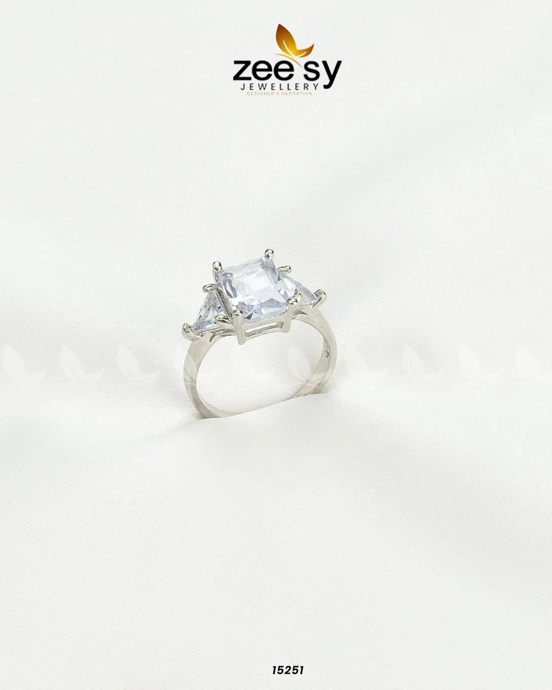 Dazzling Ring White - Zeesy Jewellery