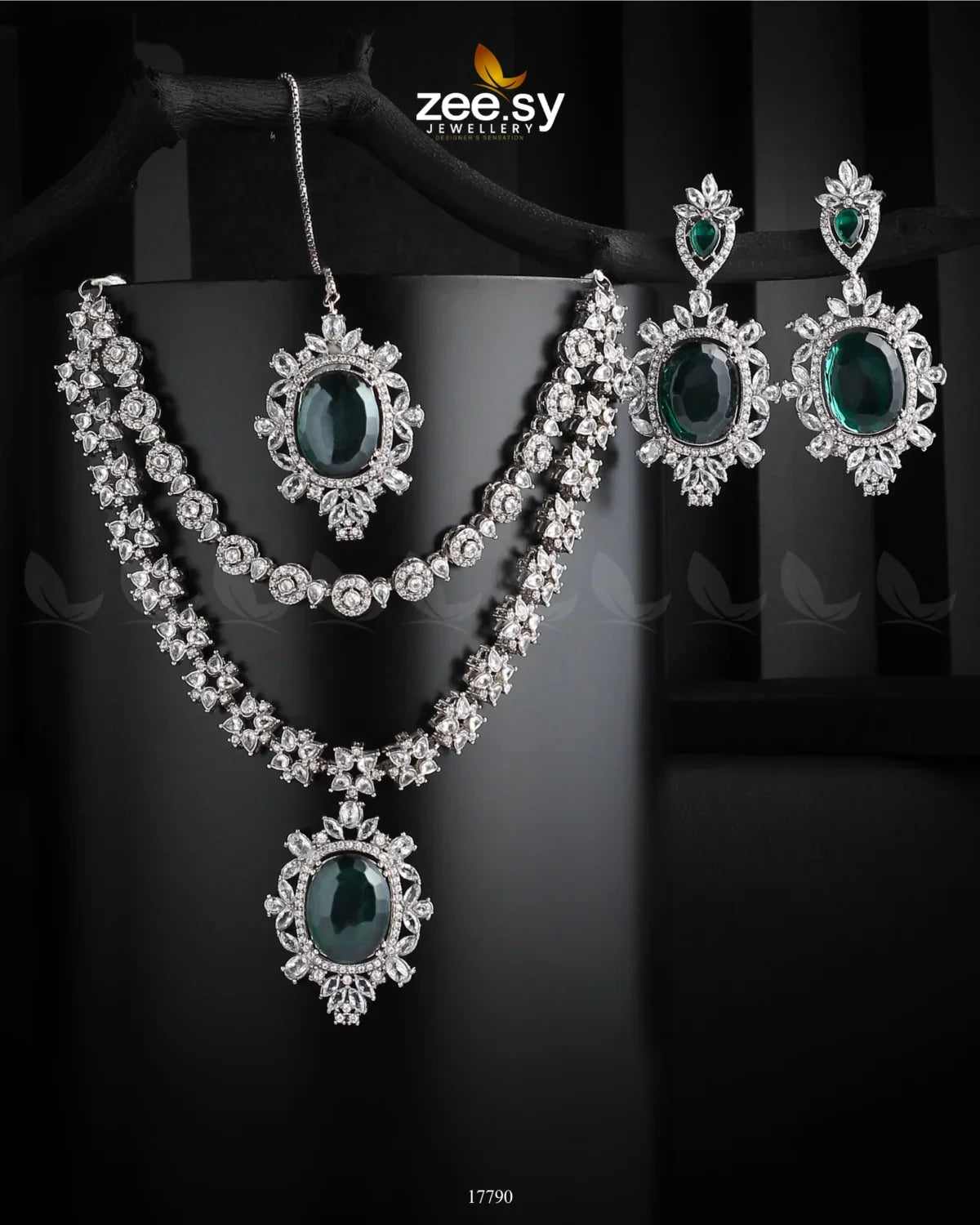 Treasure Necklace Silver Green - Zeesy Jewellery