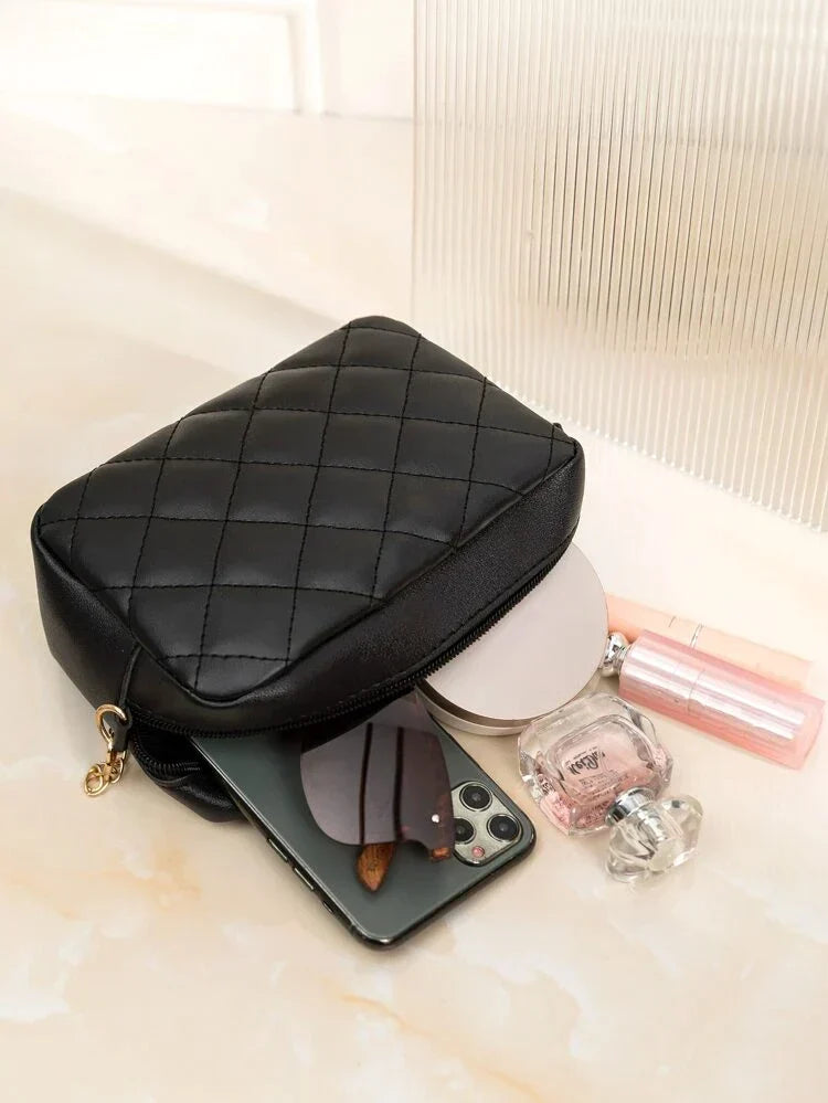 Black Crossbody Women Bags & Purses Pakistan