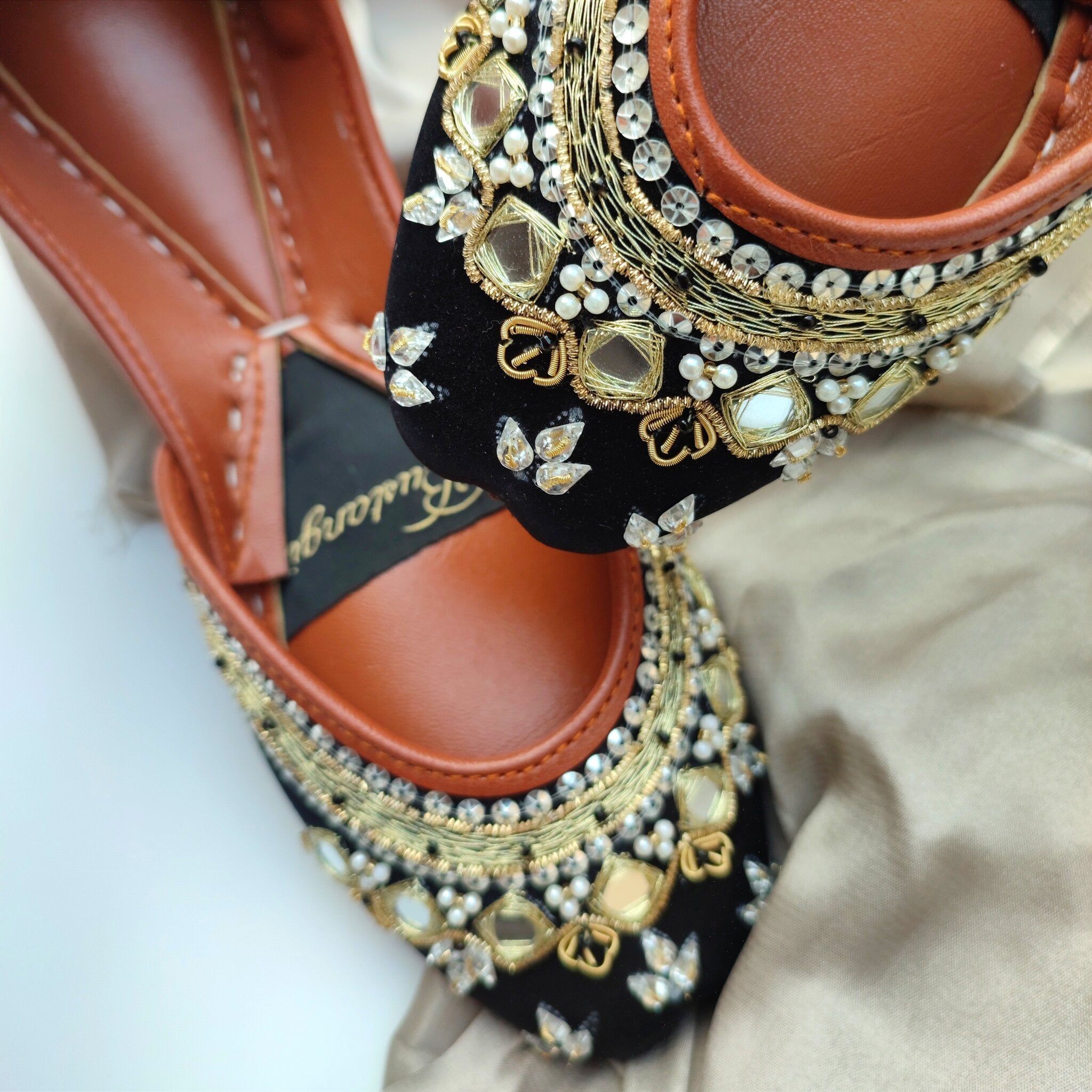 Anarkali - Black E016 - Bustangi
