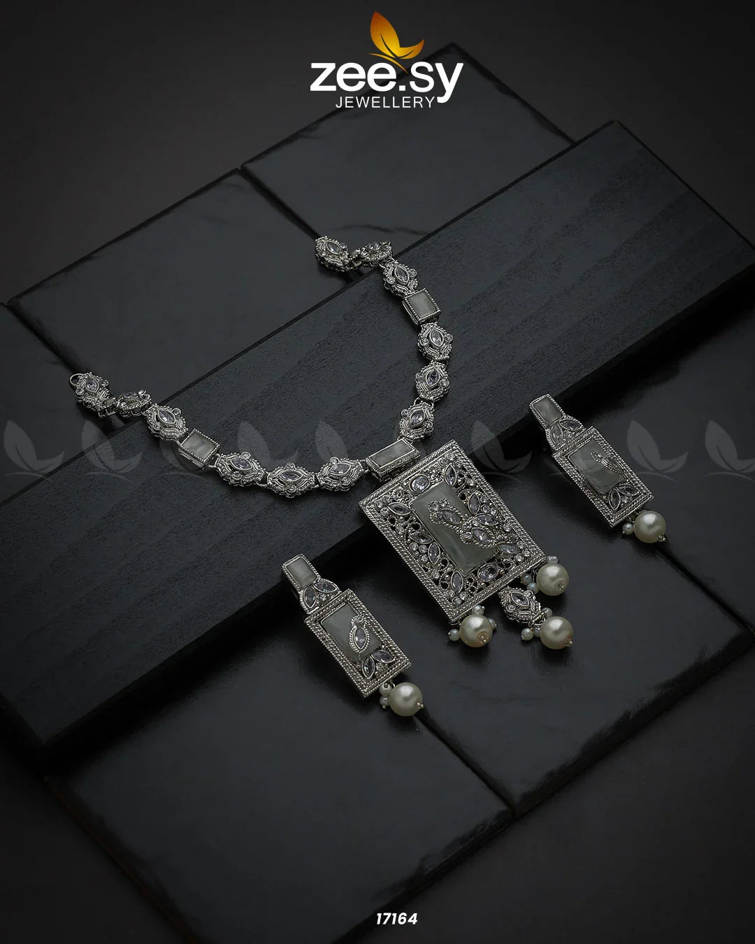 Majestic Gems Necklace Silver White - Zeesy Jewellery