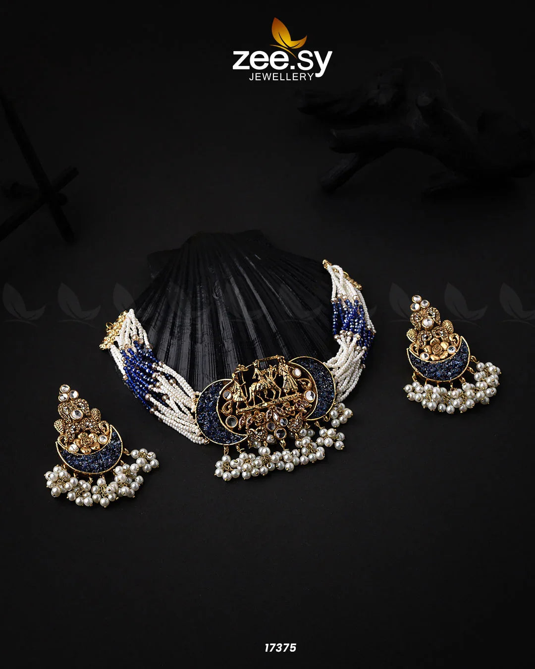 Medallion necklace Blue - Zeesy Jewellery