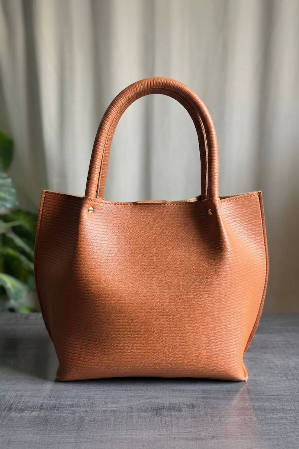 arcline Lowest price in pakistan, tote bags of pakistan under 1599