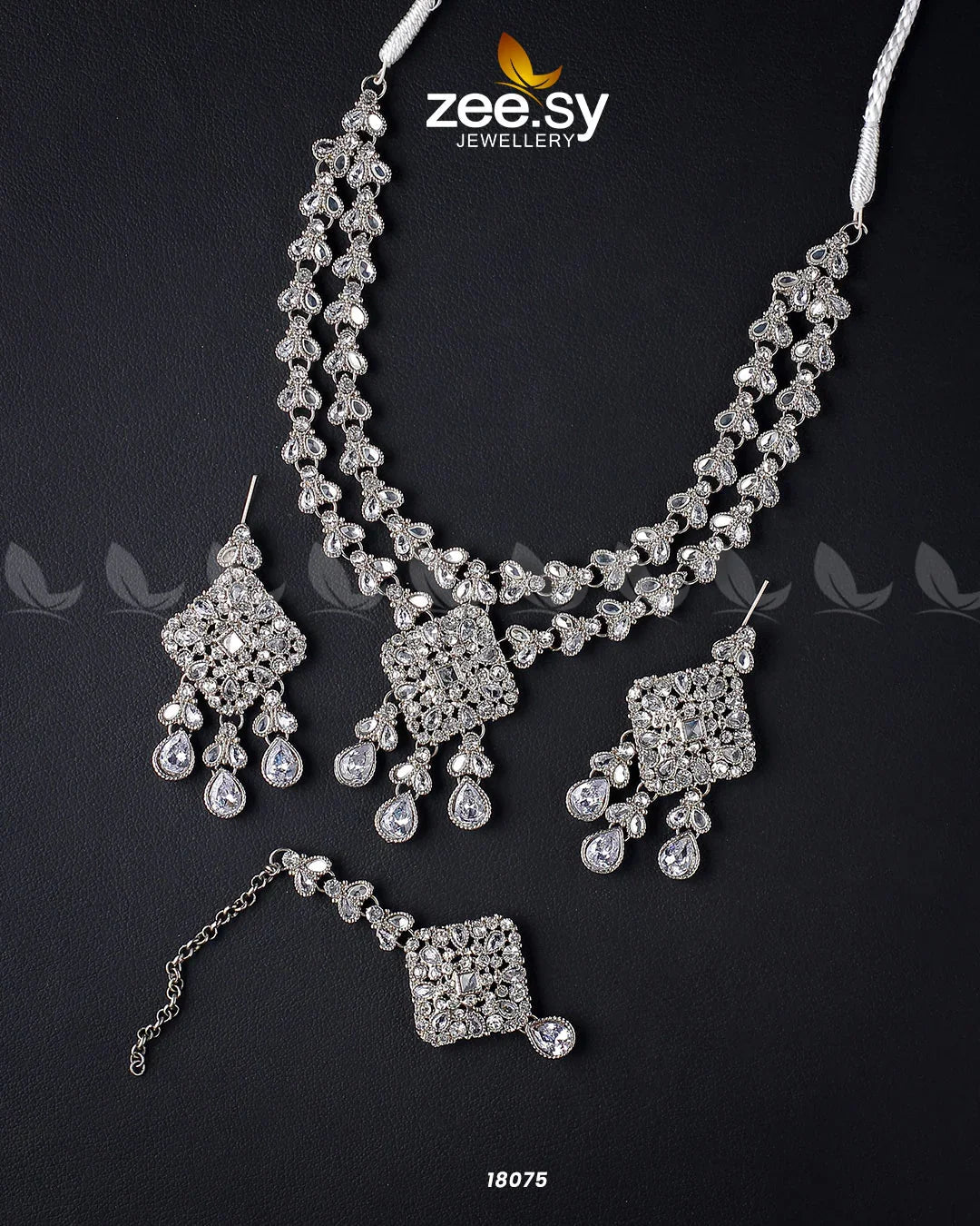 Juggan Necklace Set Silver White - Zeesy Jewellery