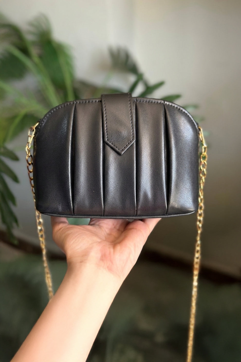 Crossbody Women Bags & Purses Pakistan