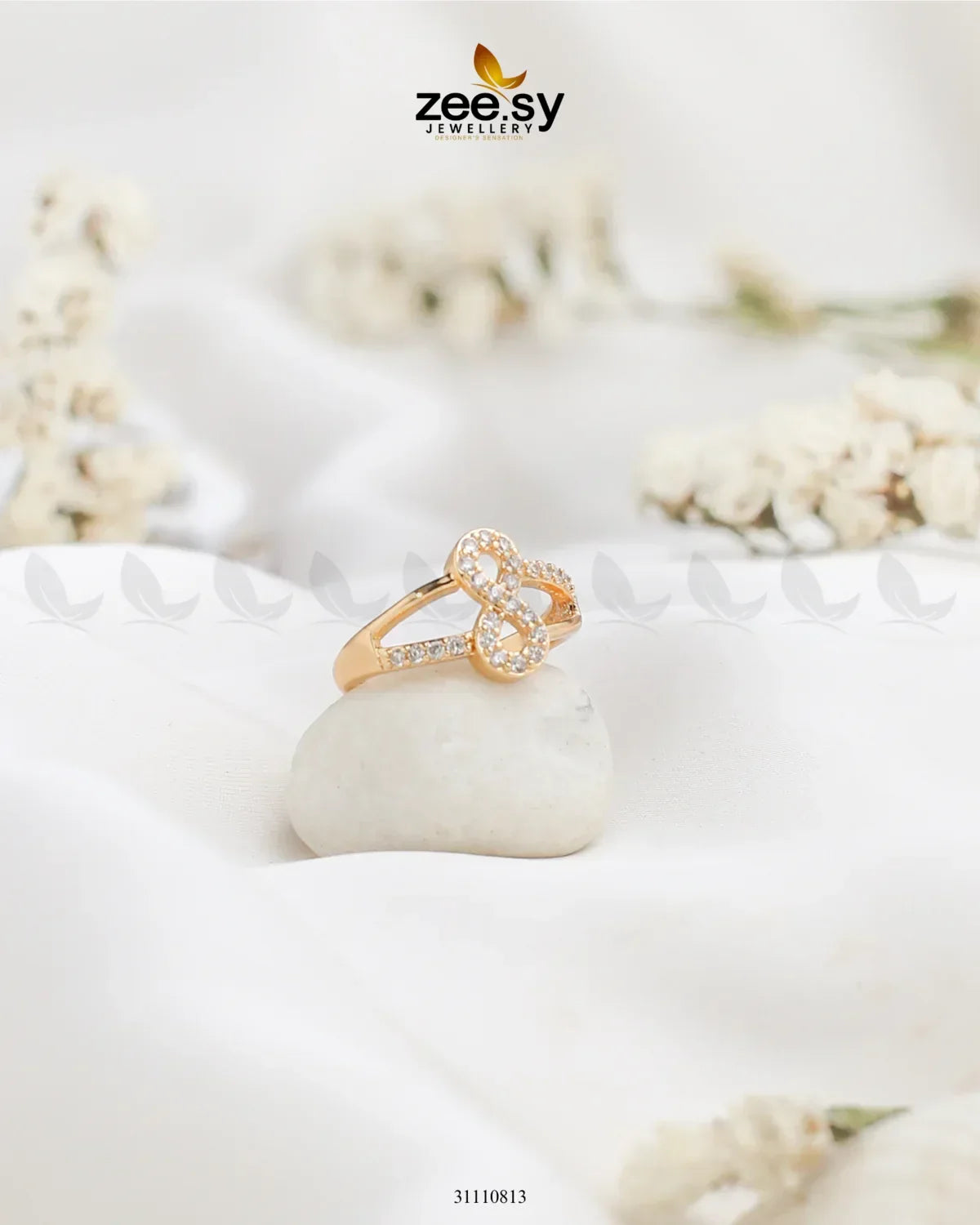 Averelle Ring Golden - Zeesy Jewellery
