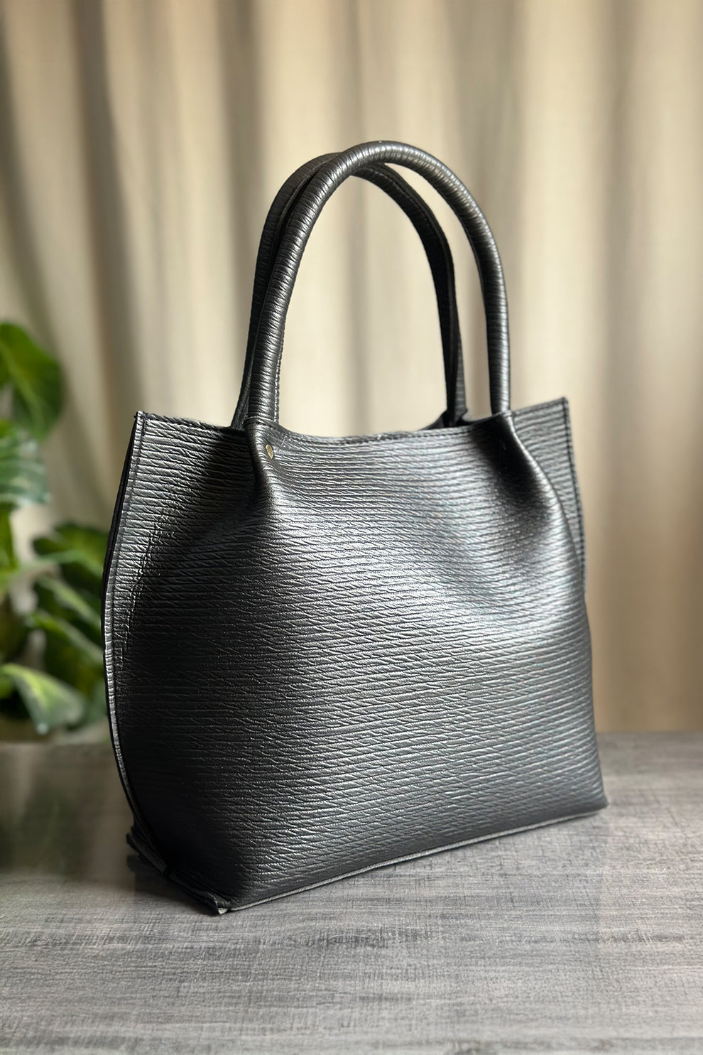 arcline Lowest price in pakistan, tote bags of pakistan under 1599