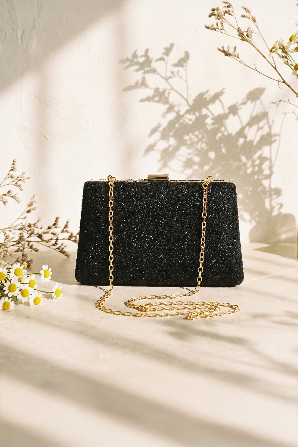 Trendy affordable women Clutch Purse bags. Clutches Collection Fineur Online Pakistan