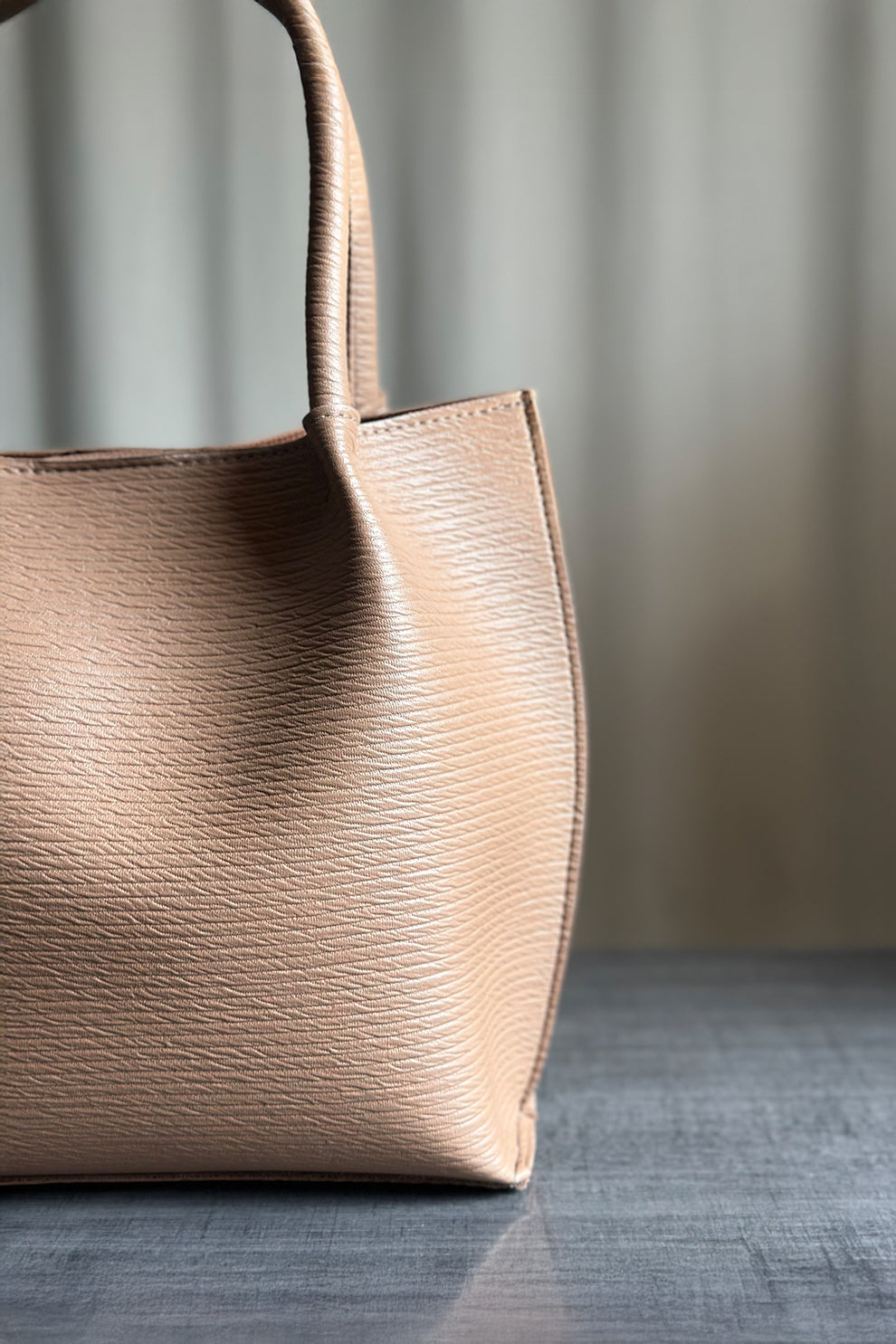 arcline Lowest price in pakistan, tote bags of pakistan under 1599