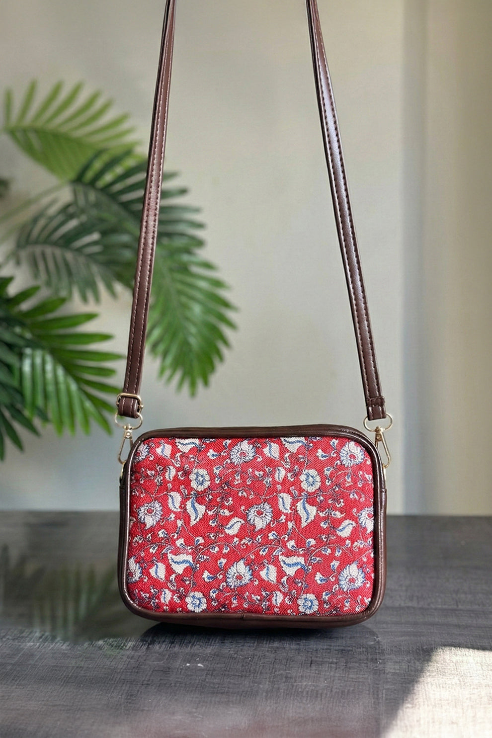 Crossbody Women Bags & Purses Pakistan