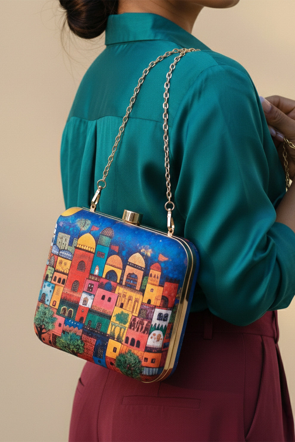 Most Viral Aesthetic Designer Clutches online in Pakistan
