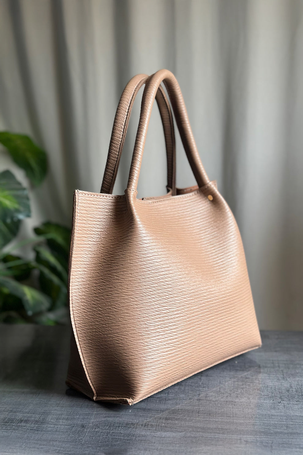 arcline Lowest price in pakistan, tote bags of pakistan under 1599