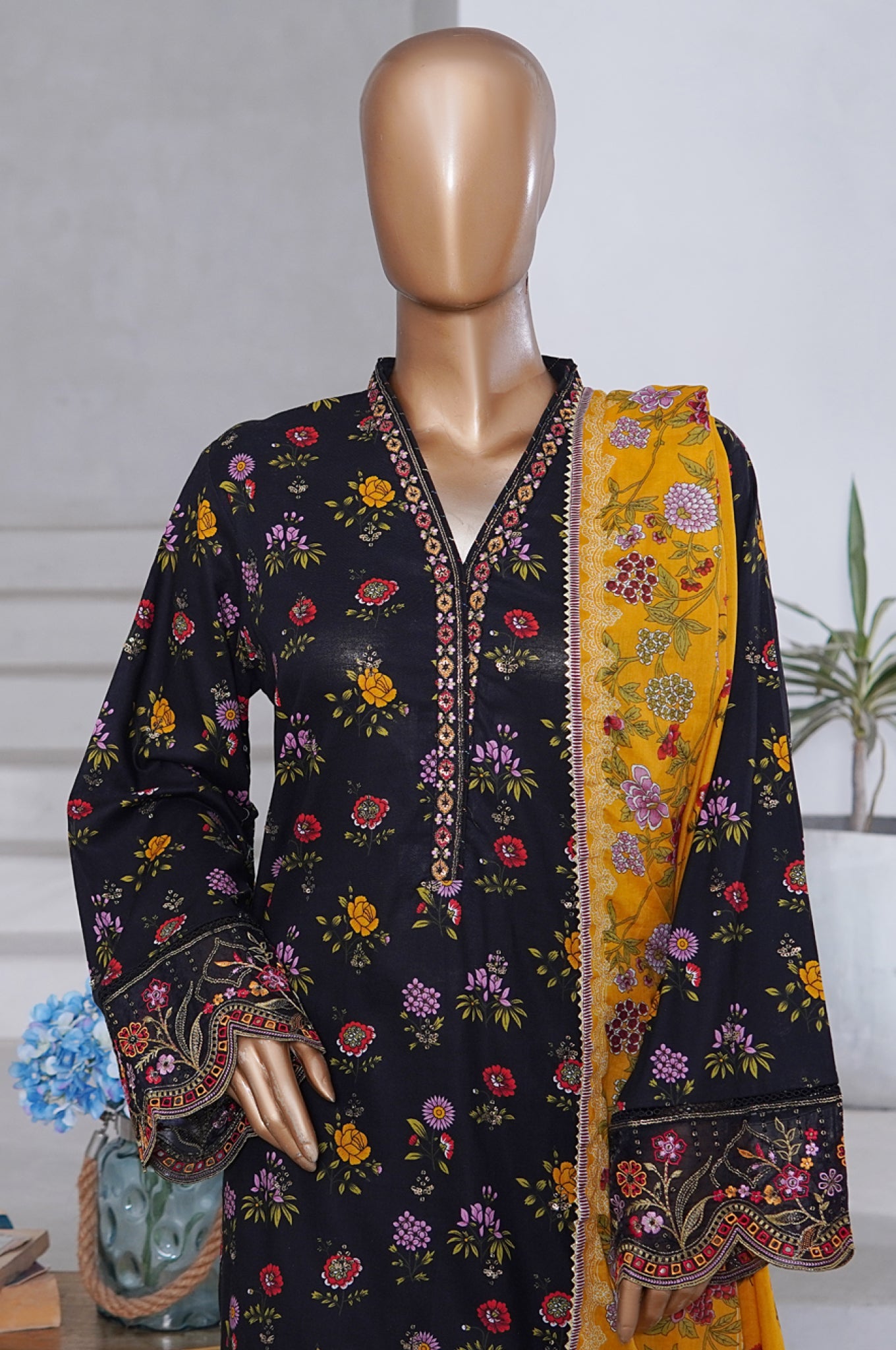 Bin Saeed Stitched 3 Piece Exclusive Emb Chikankari Cotton Collection'2025-WC-2411-Black