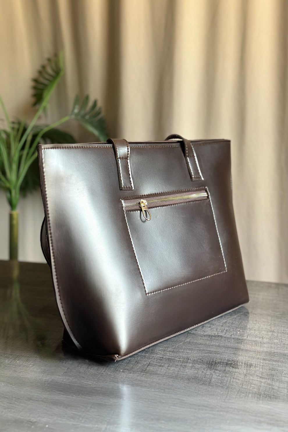 fineur alexa trendy and classic tote bags in Pakistan at affordable prices.