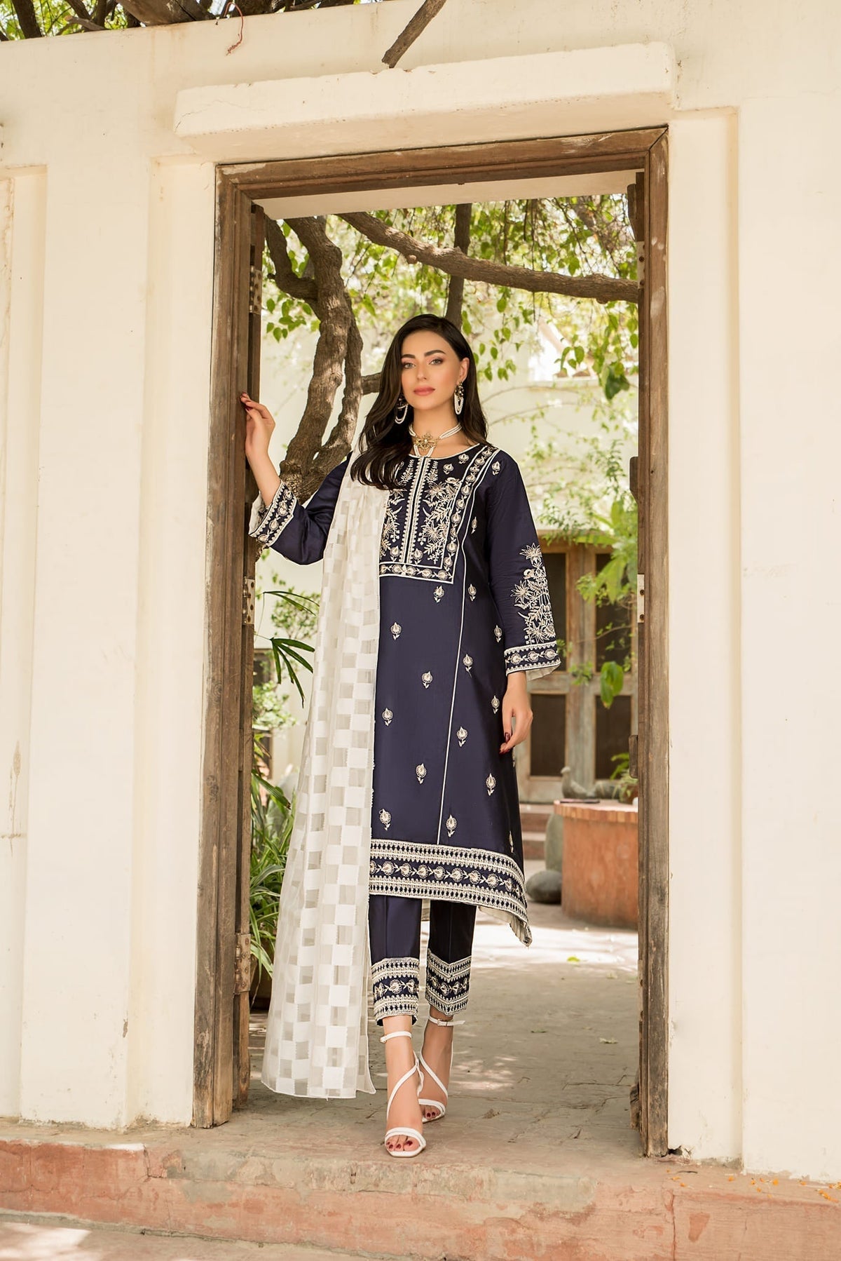 Raahi by Panache Apparel Stitched Collection-Aroosh