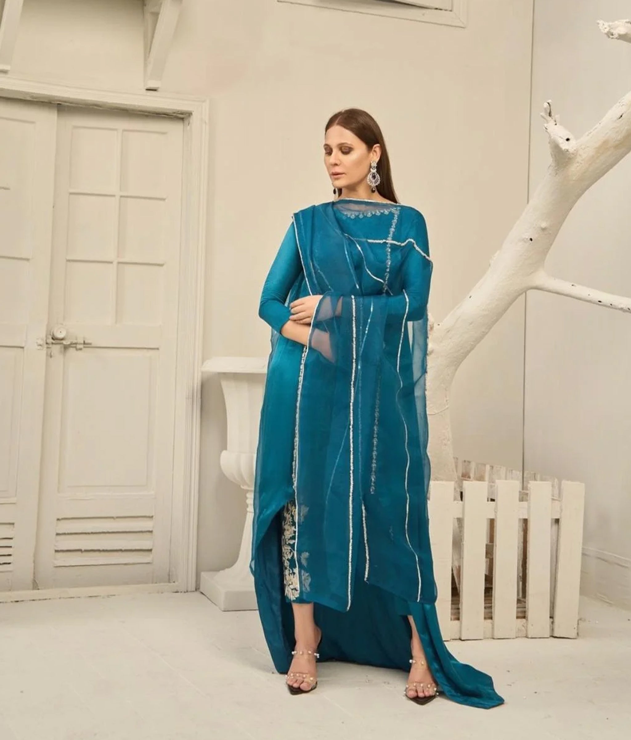 Mariam Malik Unstitched Luxury Formals Collection'2025-Luxury Formals - 15