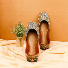 Flutterby Khussa Collection'25-Kh-Emma