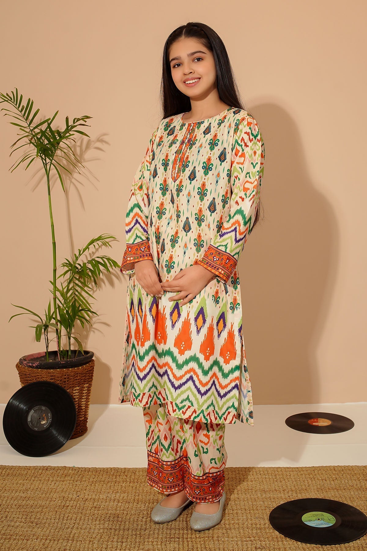 Shop the Swiss Lawn Digital Printed 2 Pc Suit for girls. Stylish 2-piece suit designs perfect for casual wear
