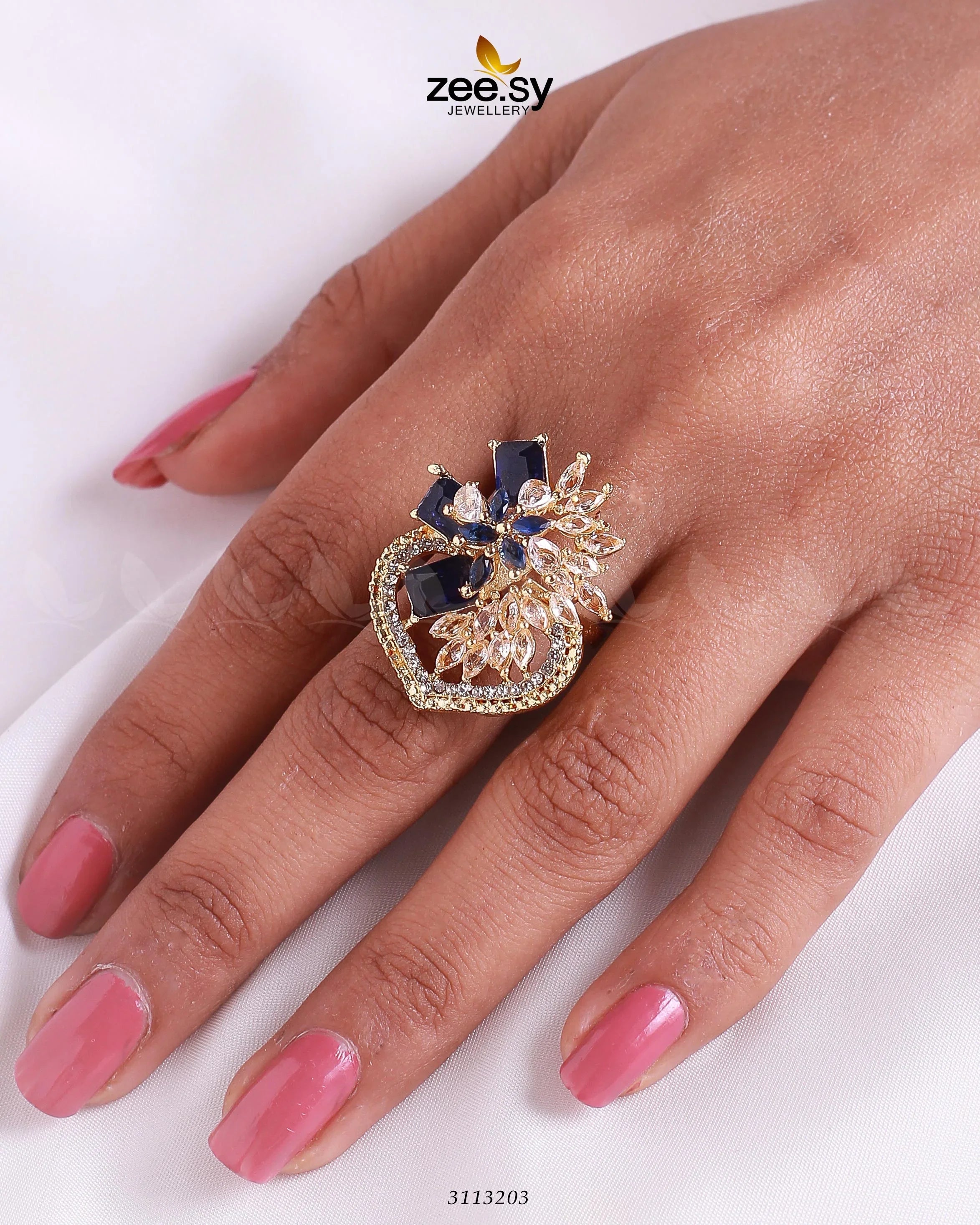 Hoya Ring Golden Blue - Zeesy Jewellery