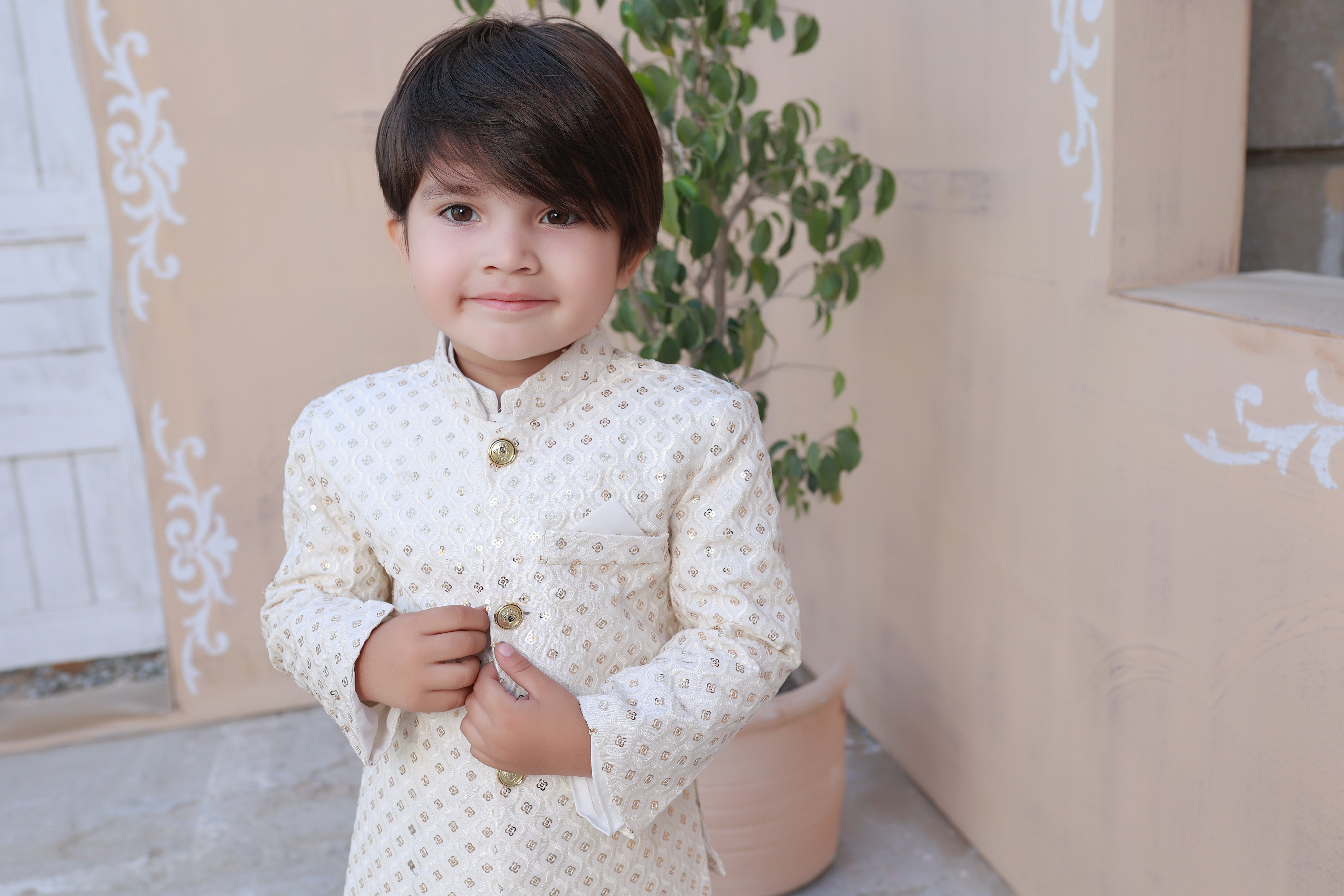 Hassanjee x Shomi