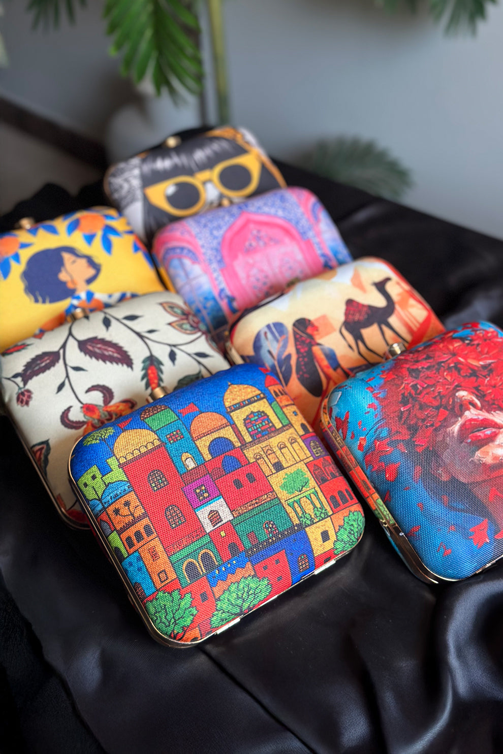 Most Viral Aesthetic Designer Clutches online in Pakistan