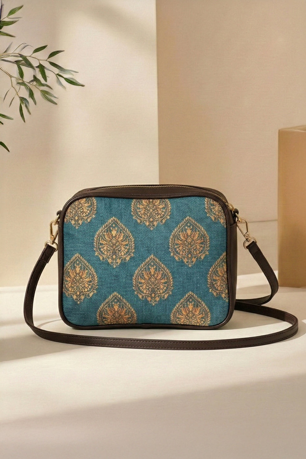 Crossbody Women Bags & Purses Pakistan