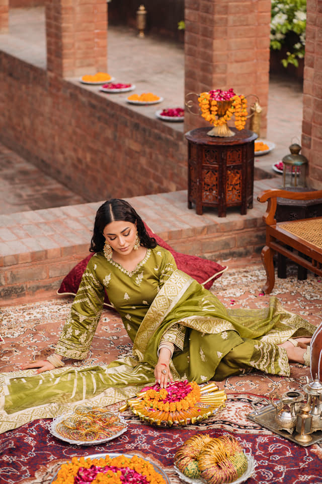 Raahi by Panache Apparel Stitched Collection-Sumbul