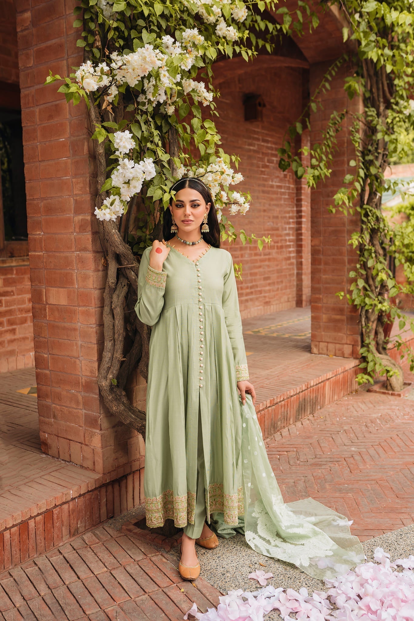 Raahi by Panache Apparel Stitched Collection-Surmayi
