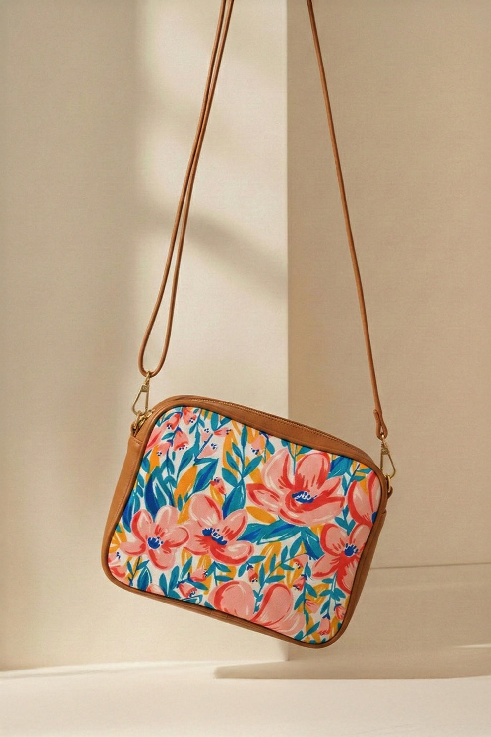 Crossbody Women Bags & Purses Pakistan