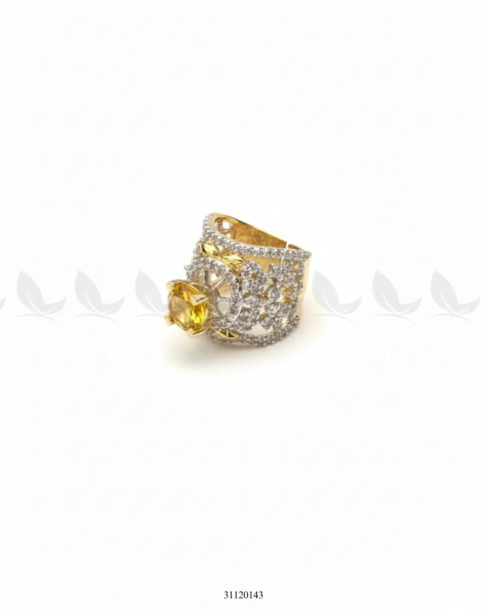 Queen's Vintage Treasure Ring Champagne - Zeesy Jewellery