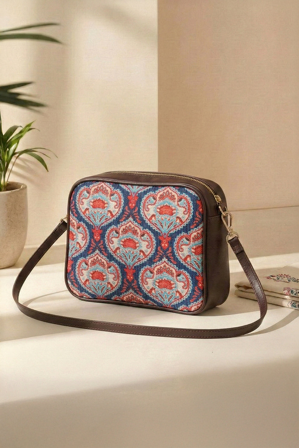Crossbody Women Bags & Purses Pakistan